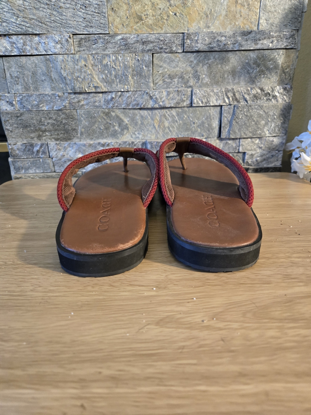 Coach Brown Leather and Tan Signature Canvas Thong Sandals with Red Trim - Picture 5 of 6